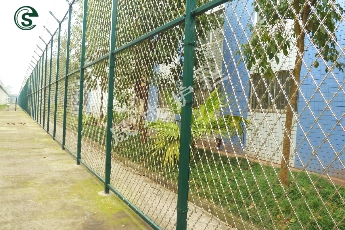 1724986261716072.jpg 機(jī)場(監(jiān)獄)護(hù)欄(詳情)6.jpg