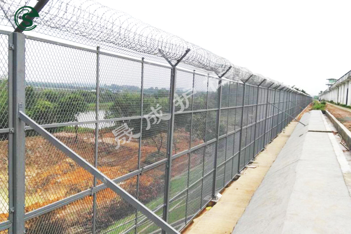 1724986289191446.jpg 機(jī)場(監(jiān)獄)護(hù)欄(詳情)5.jpg