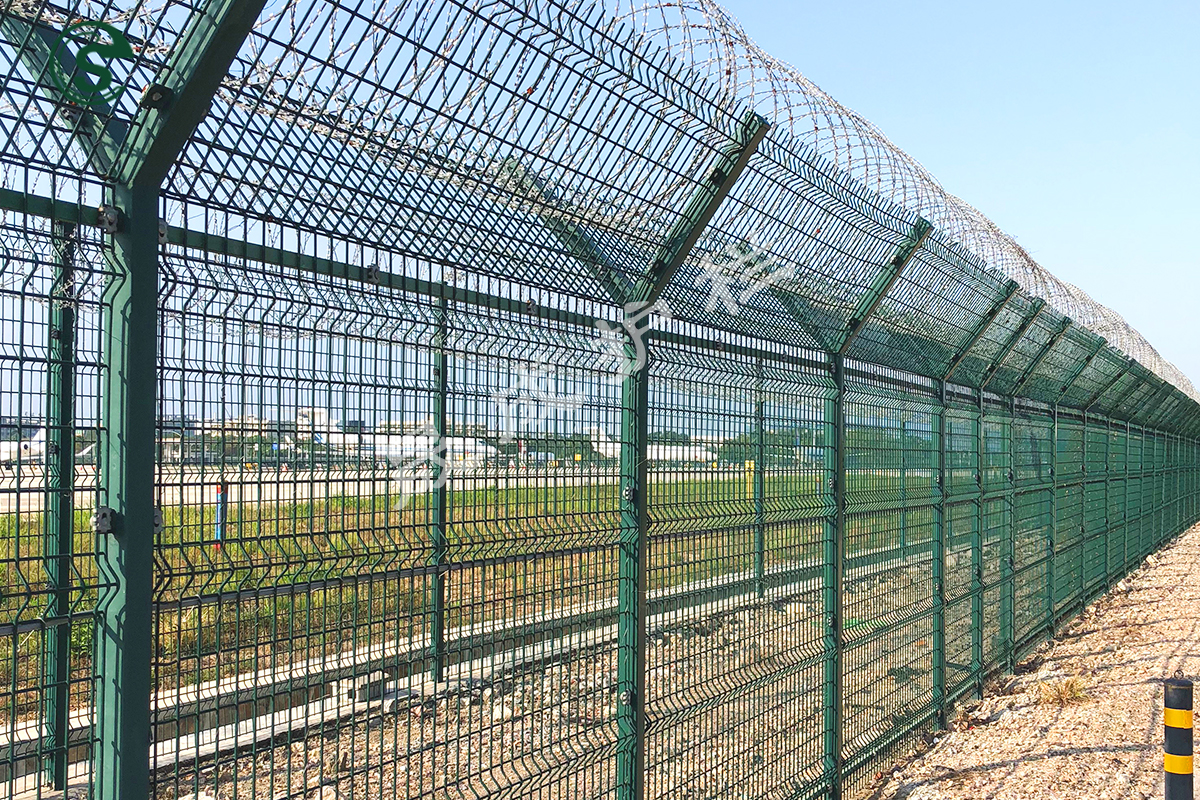 1724987375541986.jpg 機(jī)場(監(jiān)獄)護(hù)欄(詳情)9.jpg