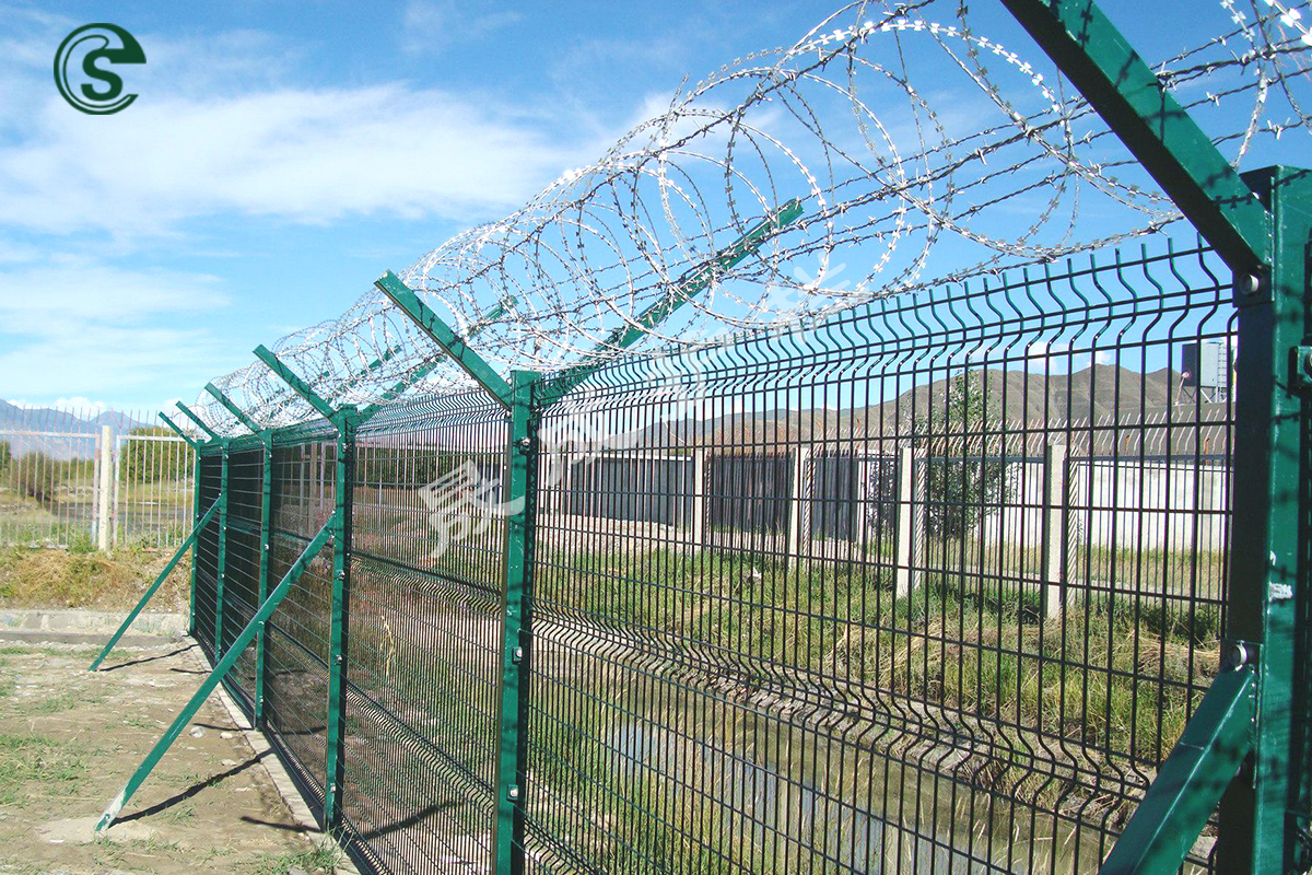 1724987395334497.jpg 機(jī)場(監(jiān)獄)護(hù)欄(詳情)10.jpg